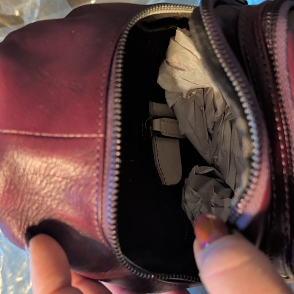 Genuine leather sling bag - Picture 3 of 4